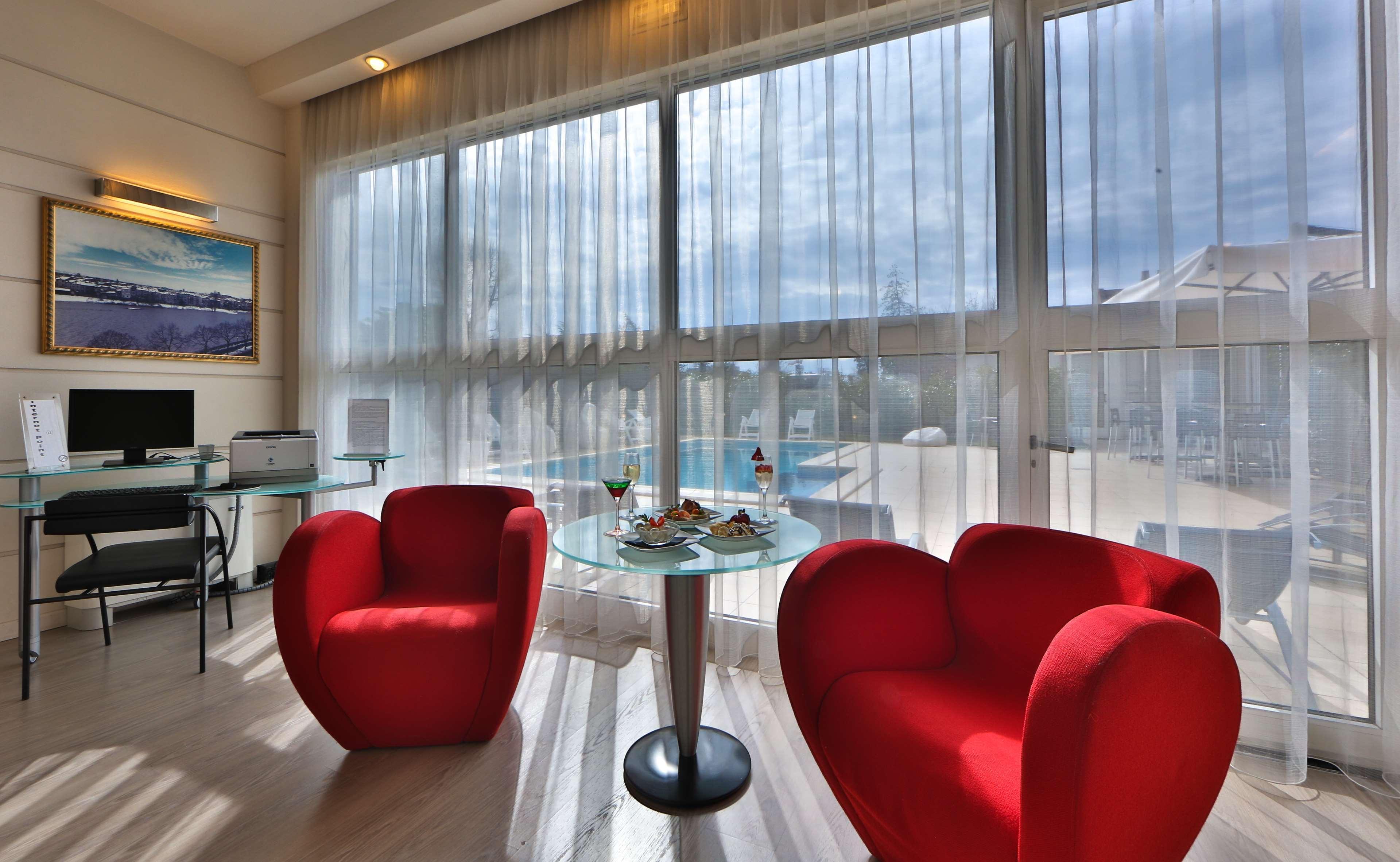 Best Western Plus Hotel Farnese بارما المظهر الخارجي الصورة