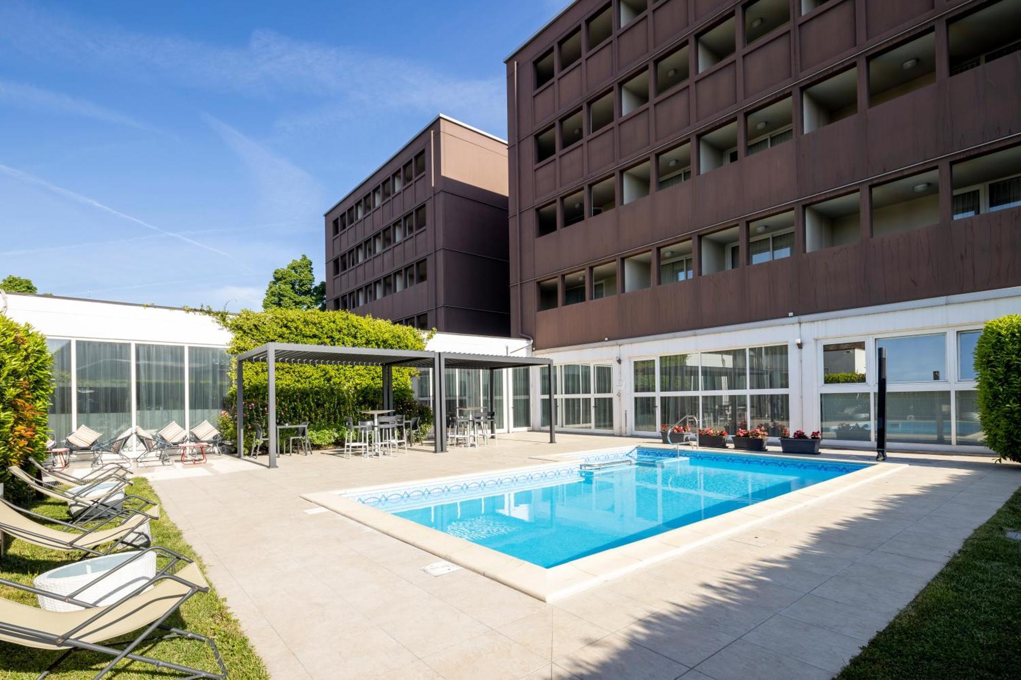 Best Western Plus Hotel Farnese بارما المظهر الخارجي الصورة