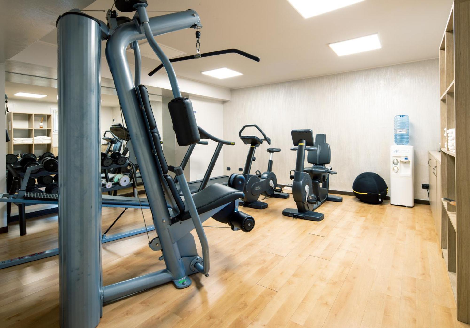 Best Western Plus Hotel Farnese بارما المظهر الخارجي الصورة