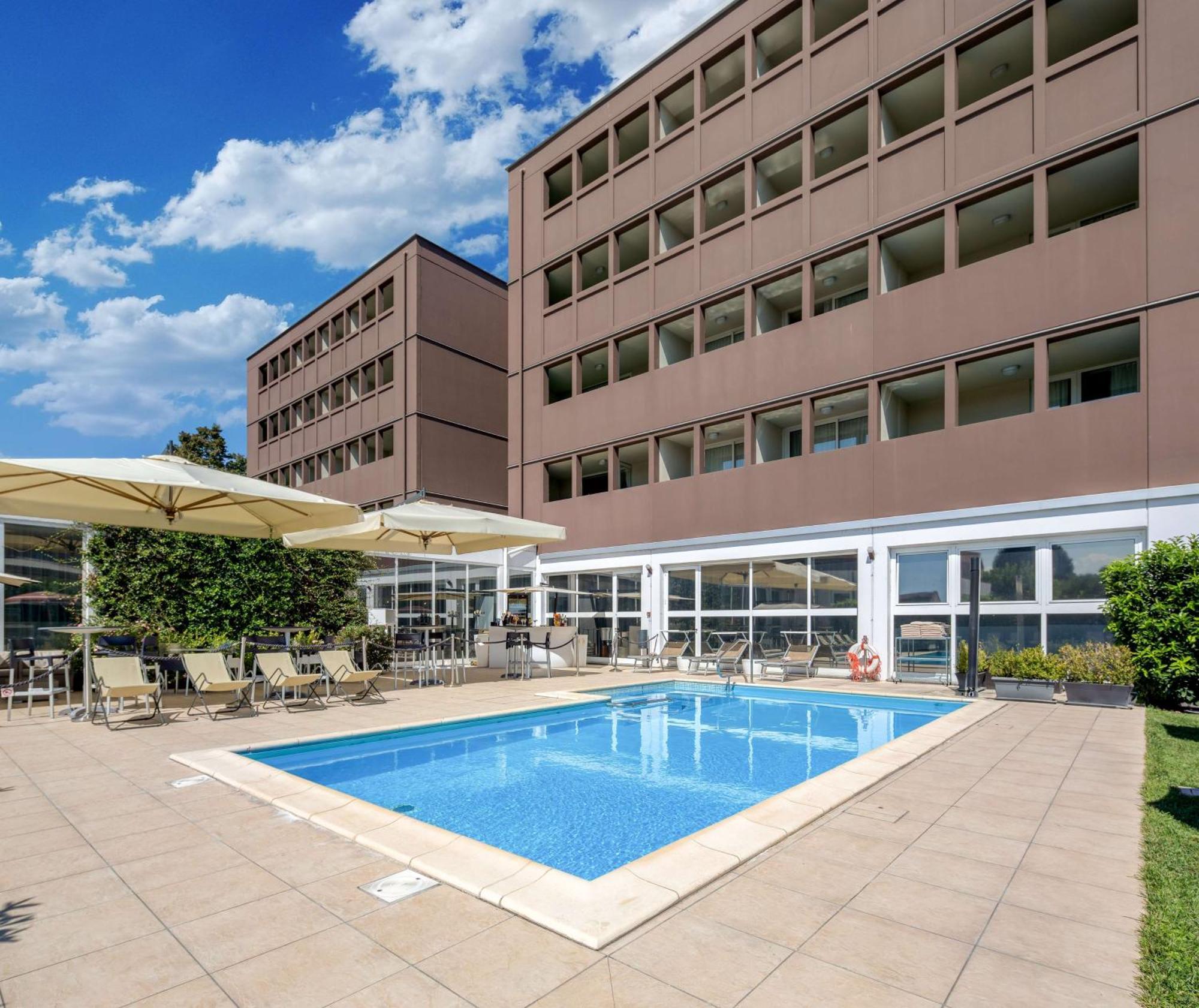 Best Western Plus Hotel Farnese بارما المظهر الخارجي الصورة
